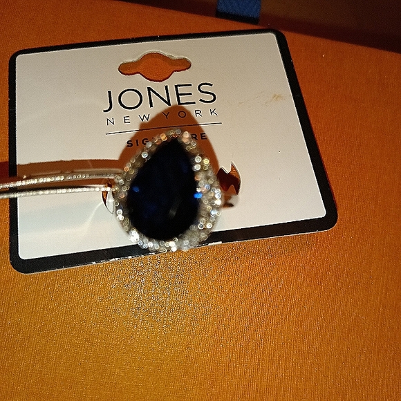Stimulated Pear Sapphire Cushioned Ring in Silver Plate - Picture 1 of 6